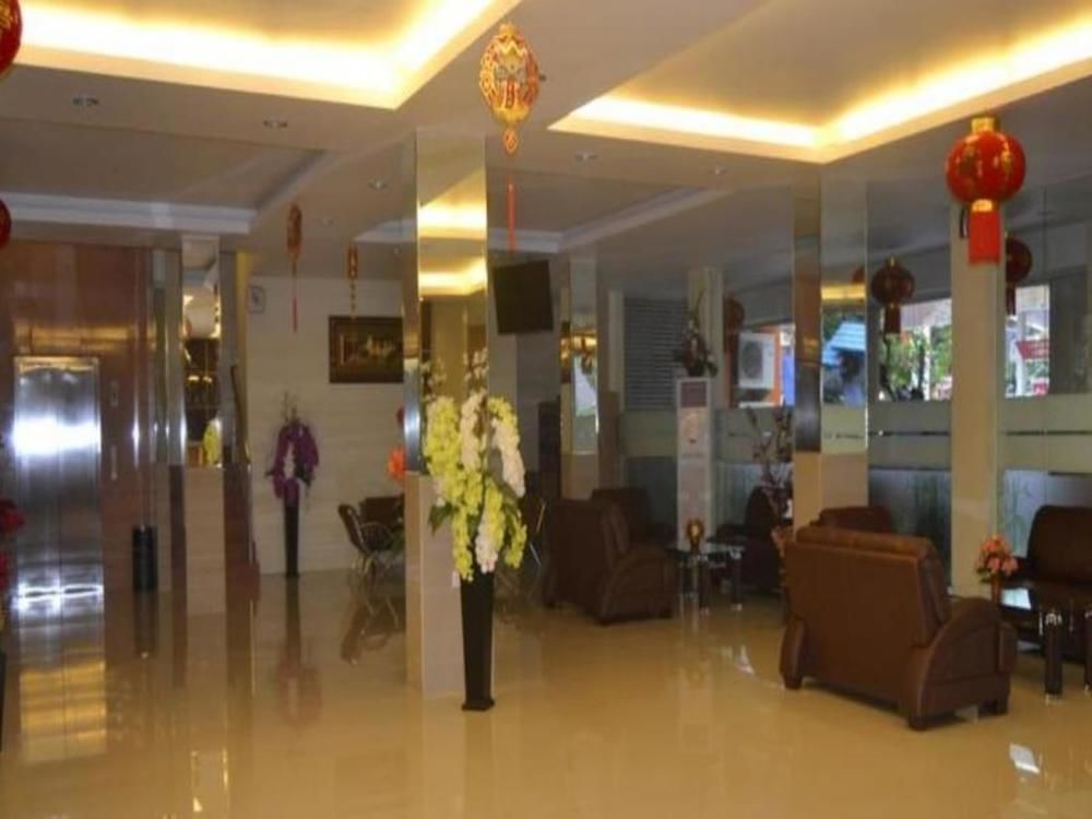 Agraha Andalas Hotel Макасар Екстериор снимка
